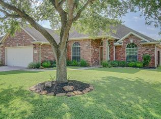 1077 Gladstone Dr, League City, TX 77573