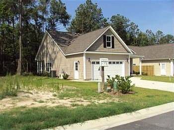 2nd image of 8772 Lanvale Oaks Dr NE