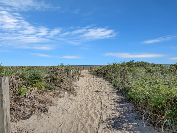 2760 Banyan Road #A-6, Boca Raton, FL 33432