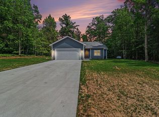 4410 N Pine Ave, Mears, MI 49436
