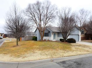6179 Quail Ridge Ct, Wichita, KS 67220