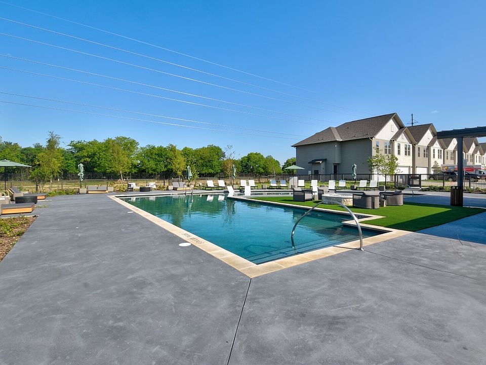 The Palo Townhomes