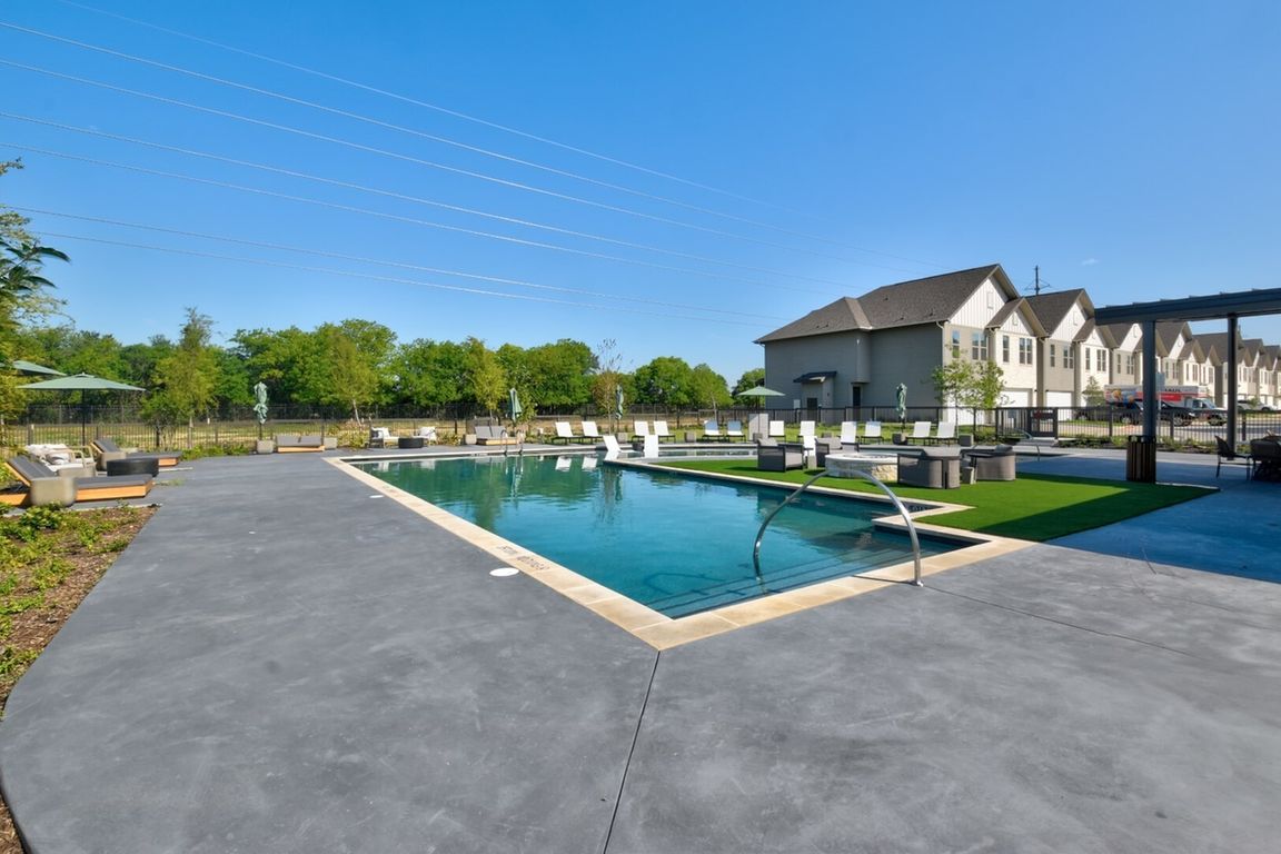 The Palo Townhomes