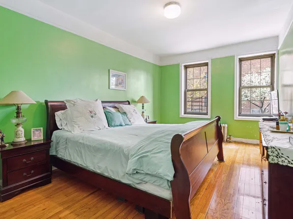 1100 Grandconcourse image 4 of 8