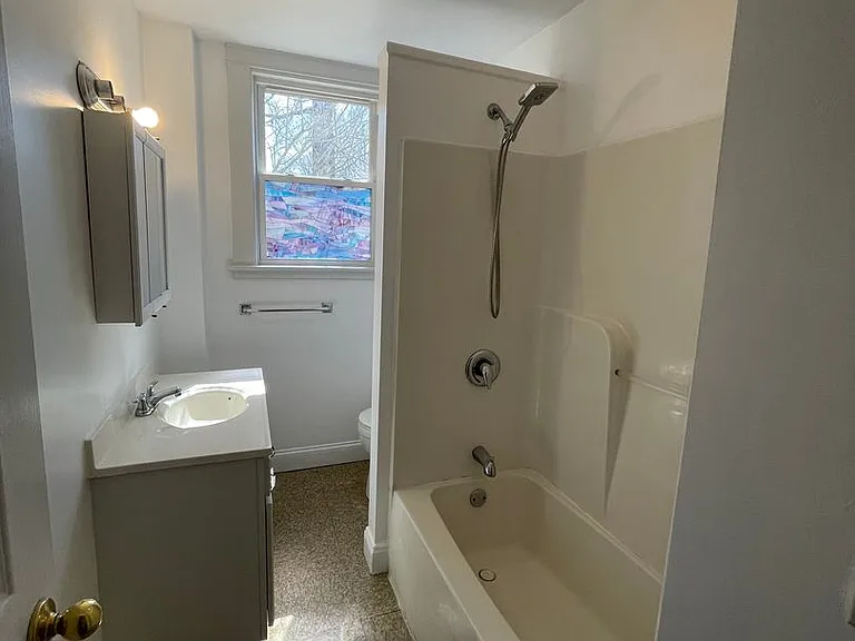 26 Livingston Ave — Photo 11