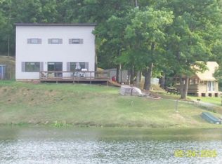 353 Cherokee Trl, Canton, MO 63435
