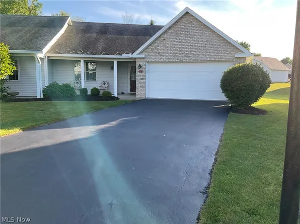 804 Woodfield Ct Unit B, Youngstown, OH 44512