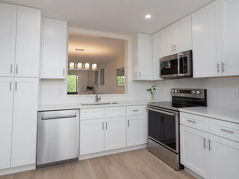 223 Lakewood Dr #223 — Photo 16
