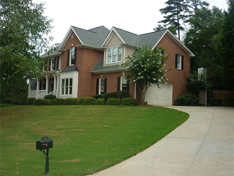1st image of 3895 Regal Oaks Dr