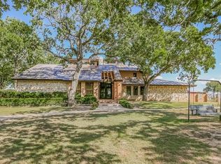 391 Pleasant Grove Rd, Elgin, TX 78621