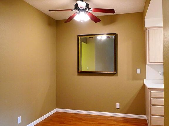 5th image of 1116 Cedar Gables Dr