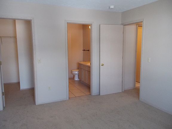 3rd image of 1432 Buckingham Gate Blvd