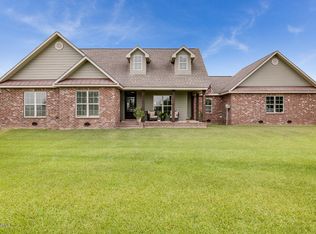 10808 Oak Grove Pvt Rd, Maurice, LA 70555
