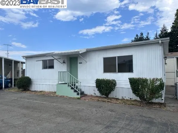 1200 W Winton Ave Spc 144, Hayward, CA 94545