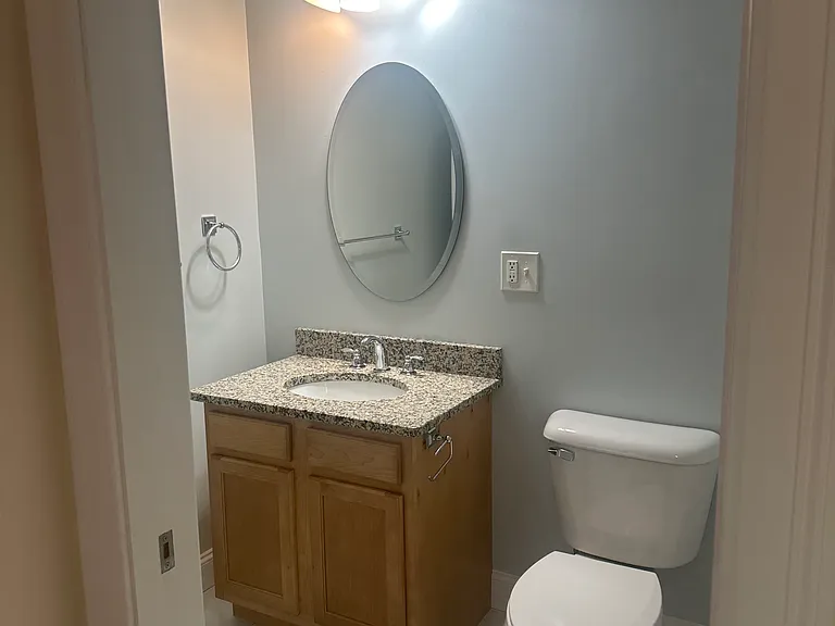 8 Emerald Pond — Photo 2