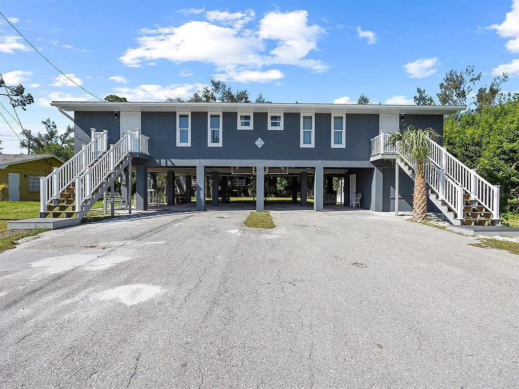 23019 Seneca Ave — Photo 4