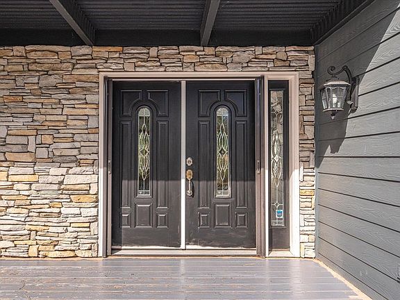 2nd image of 36510 N River Estates Ln