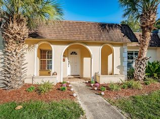 9963 87th St, Seminole, FL 33777