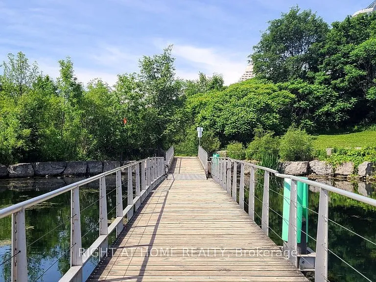 33 Shore Breeze Dr #405 — Photo 14