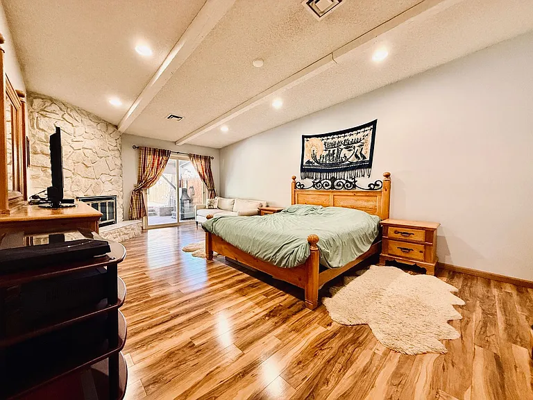 2212 Plaza Del Prado — Photo 31