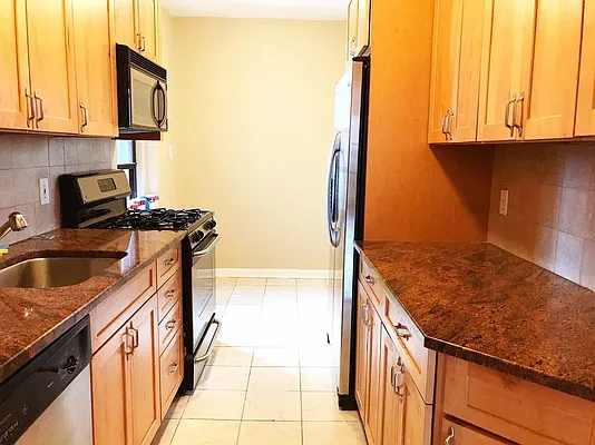 Rented by NY Space Finders Inc. | media 15