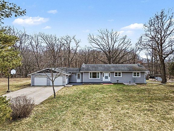 3rd image of 1355 W Pine River Rd