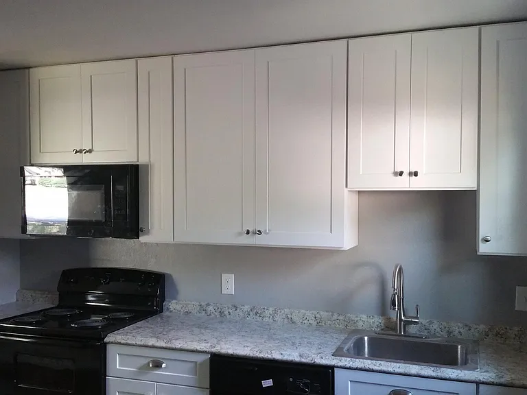 214 Joyce St #E — Photo 5
