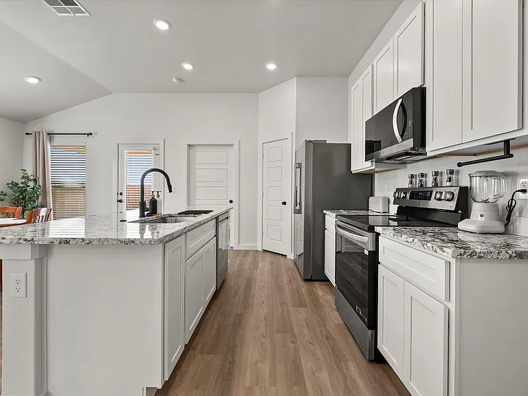 2156 Langford Ave — Photo 20