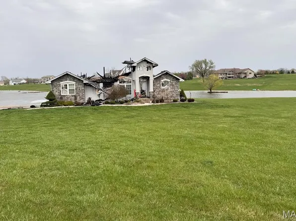 5531 Walnut Rdg, Hannibal, MO 63401