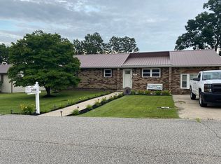 2008 Fountain St, Flatwoods, KY 41139