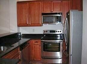 2nd image of 6121 Ridgewood Ave