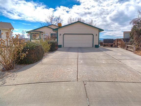 2nd image of 3277 1/2 El Jardin Dr