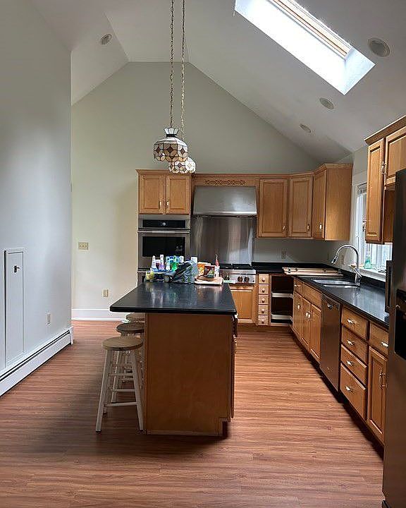 16 Concord St, Maynard, MA 01754 Zillow