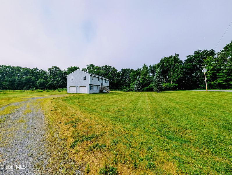 4th image of 38 Bentley Road