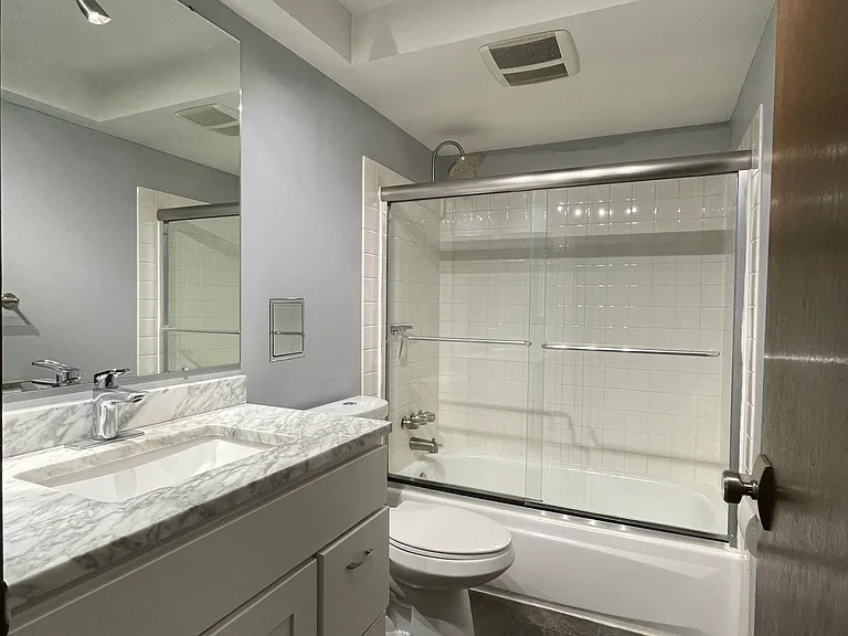 172nd Pl SW — Photo 5