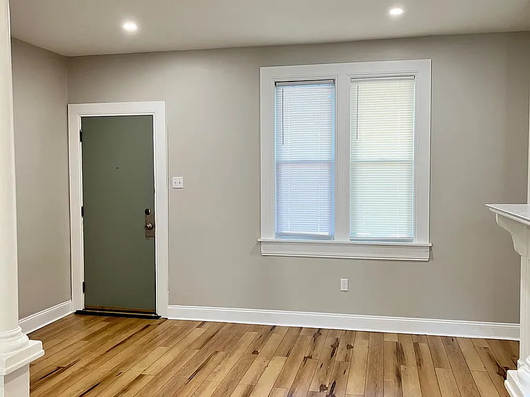 1442 N Vogdes St — Photo 12