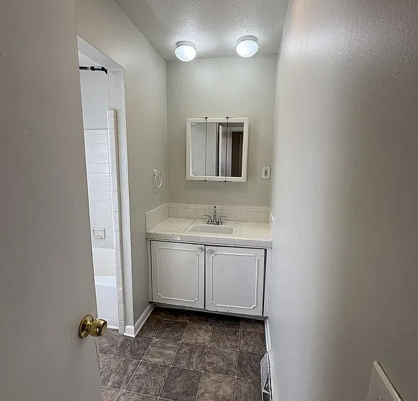 3616 Hester Ln NW — Photo 20