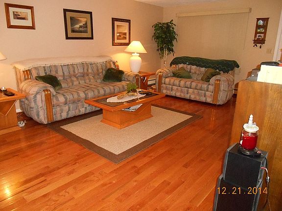 New Hardwood Oak floors