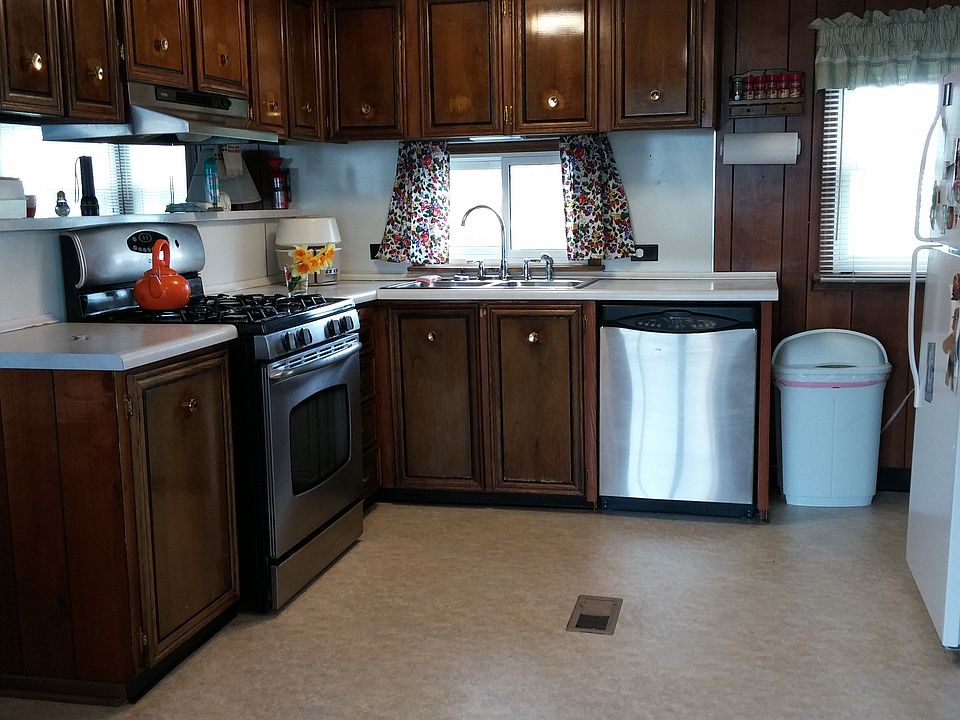 Complete With SS Appiances