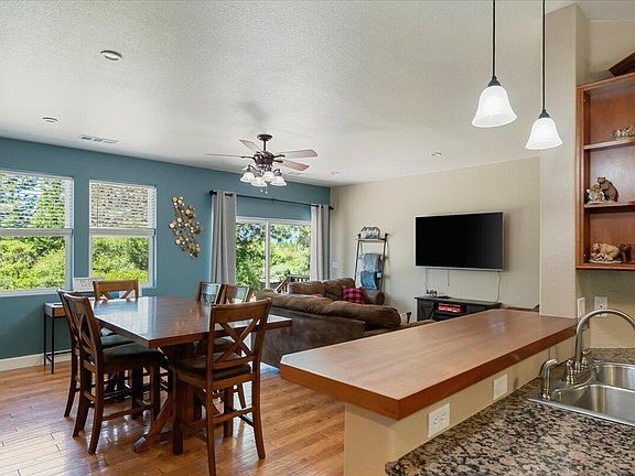 5th image of 615 Big Canyon Dr