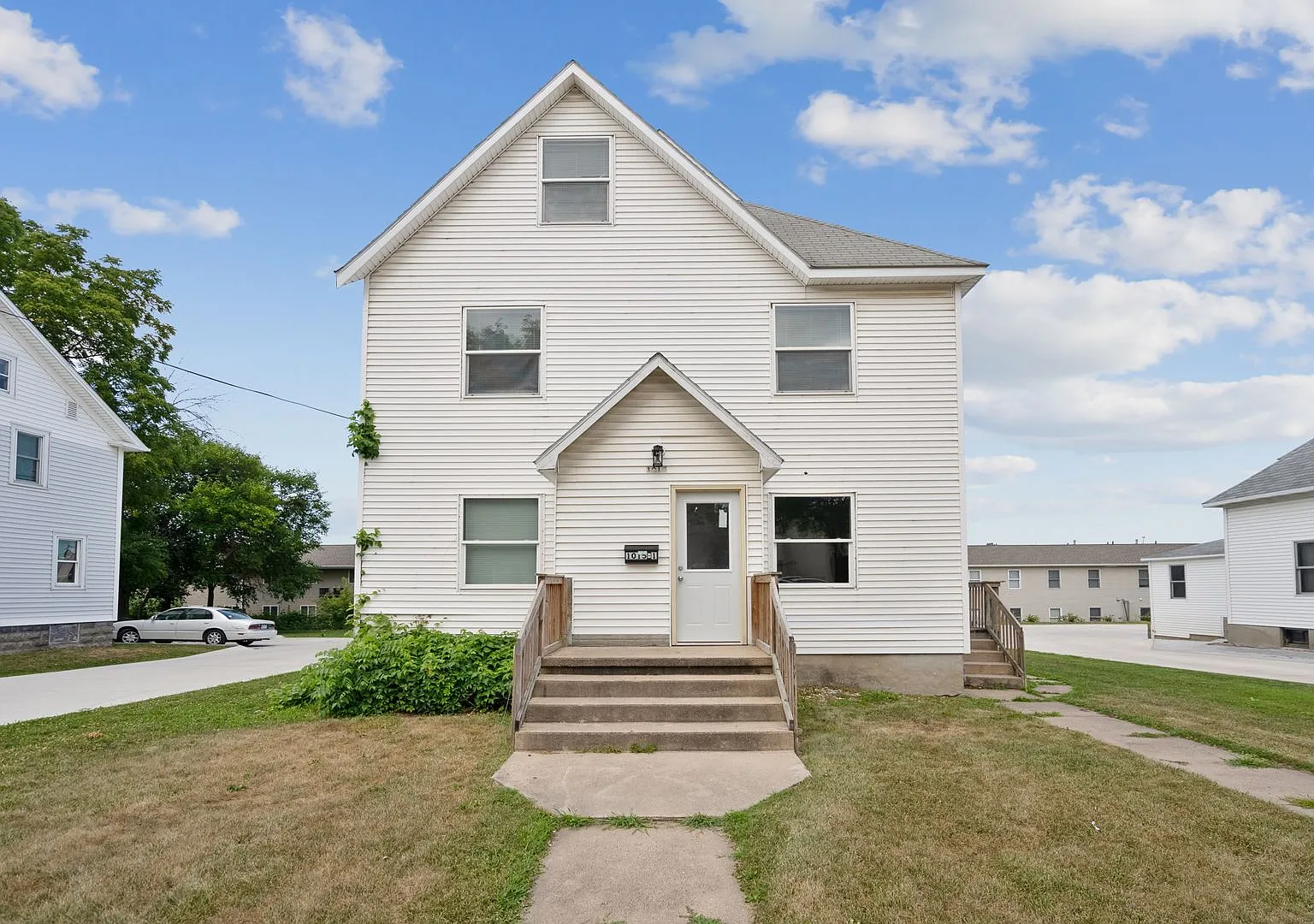 1015 W 22nd St - Cedar Falls — Photo 3