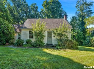 481 Main St N, Woodbury, CT 06798