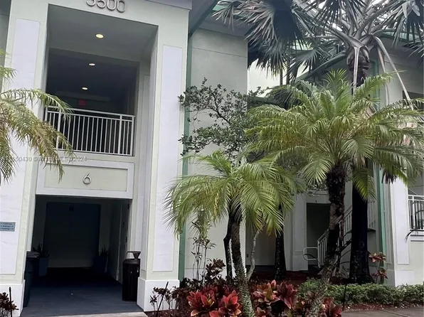 5300 NW 87th Ave #601, Miami, FL 33178