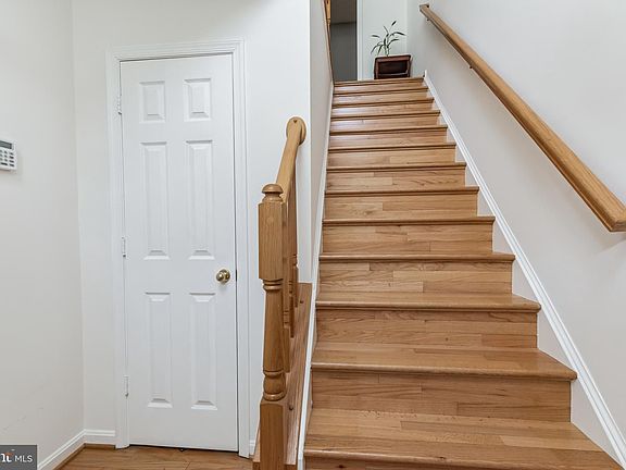 5th image of 11707 Scooter Ln #189