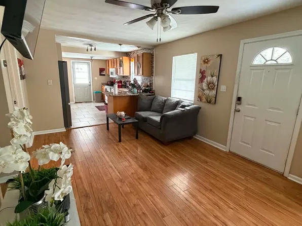 3209 Dartmouth St, Portsmouth, VA 23707
