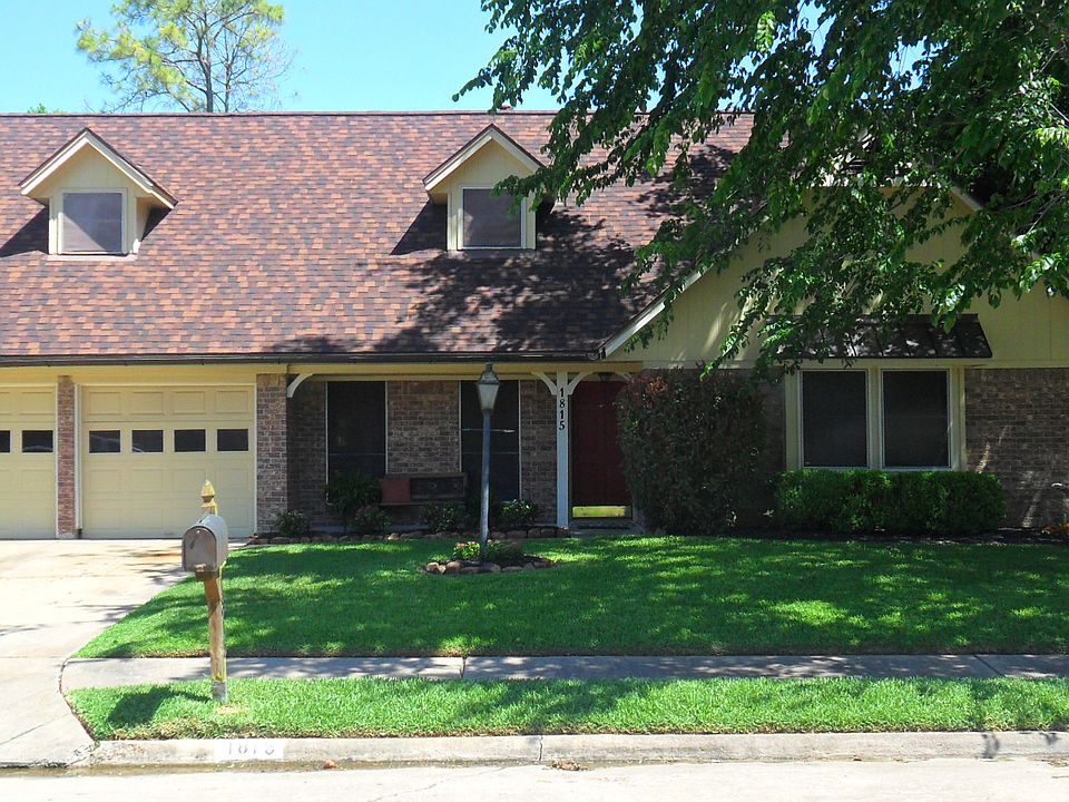 1815 Sleepy Creek Way