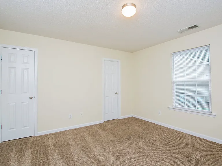 52 Middleton Ct — Photo 8