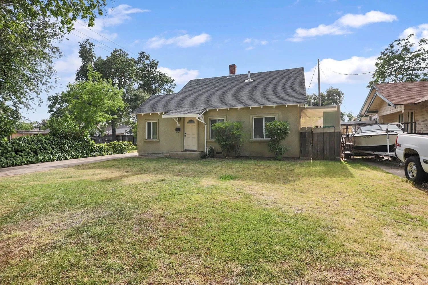 153 James St photo 1