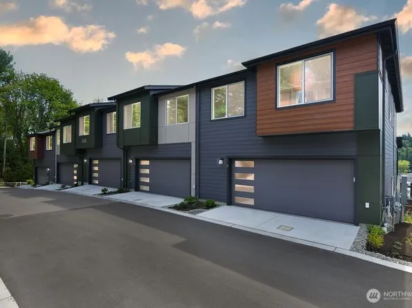 13217 NE 127th Court #B, Kirkland, WA 98034
