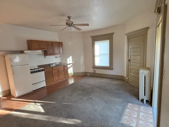 403 Locust Ave #5, Washington, PA 15301